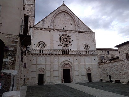 Assisi - katedrála svatého Rufina